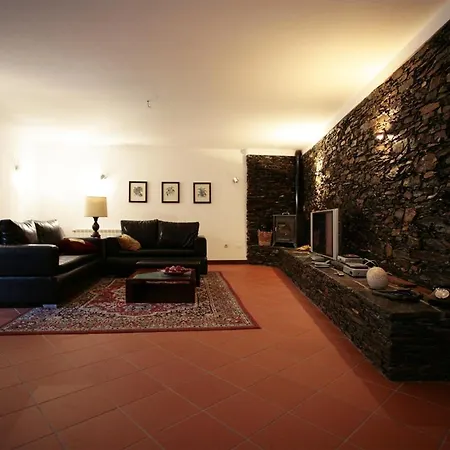 Lantgård Quinta Madureira Alfoloes