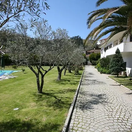 Quinta Madureira Alojamento de Turismo Rural *