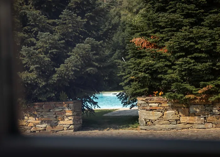 Quinta Madureira مزرعة للإقامة Alfoloes